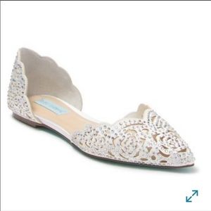 Betsy Johnson Lucy d’Orsay flat